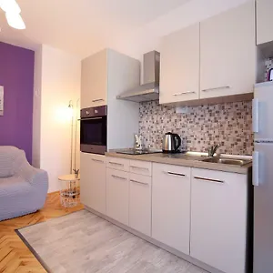  Apartment Mara